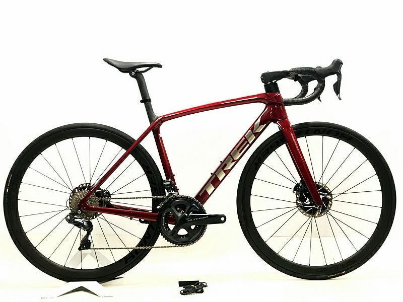 オマケあり⭐︎TREK ロードバイク　組立未走行　マジョーラカラー TREK】高級感があり上品なマジョーラカラーの MADONE gen8 在庫