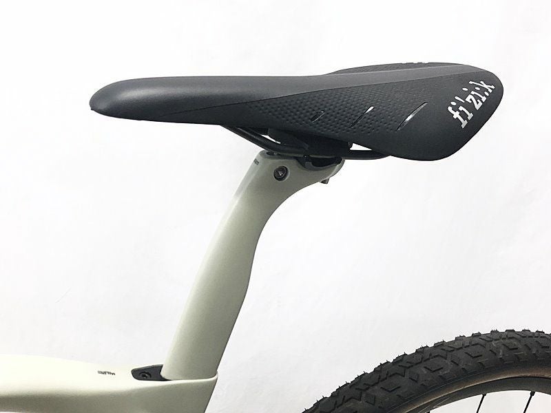 超美品 ピナレロ PINARELLO グレヴィル GREVIL GRX 2021 グラベル