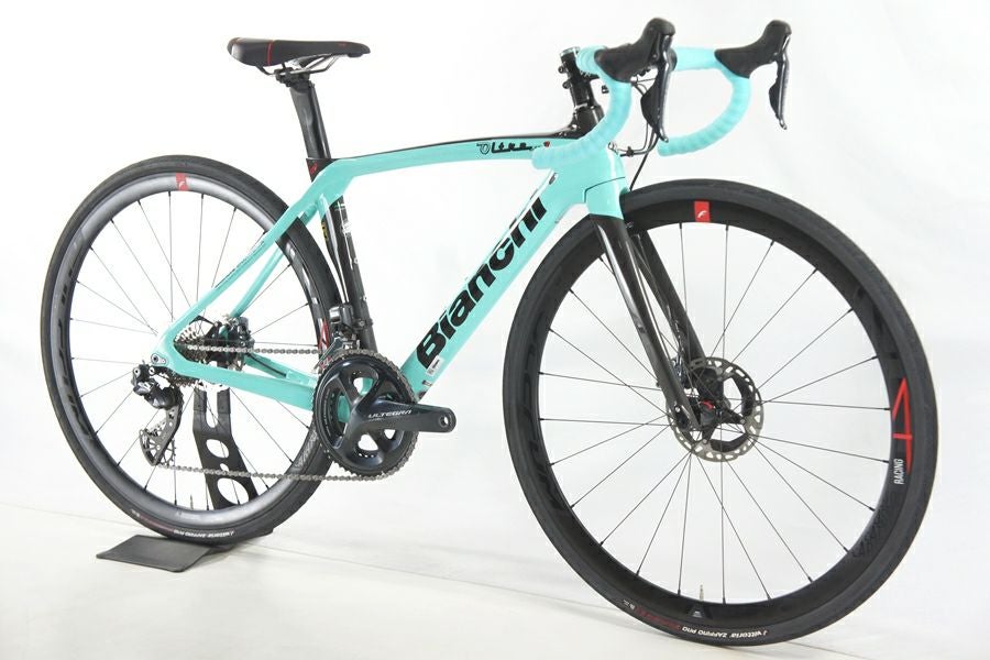 Bianchi OLTRE XR3 Di2 11速　機械式ブレーキ Oltre XR3 - Ultegra Di2 - Bianchi Bicycles