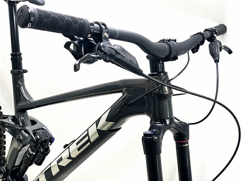 年末年始セール】○未走行品 トレック TREK SLASH 8 GEN 5 2021~22年