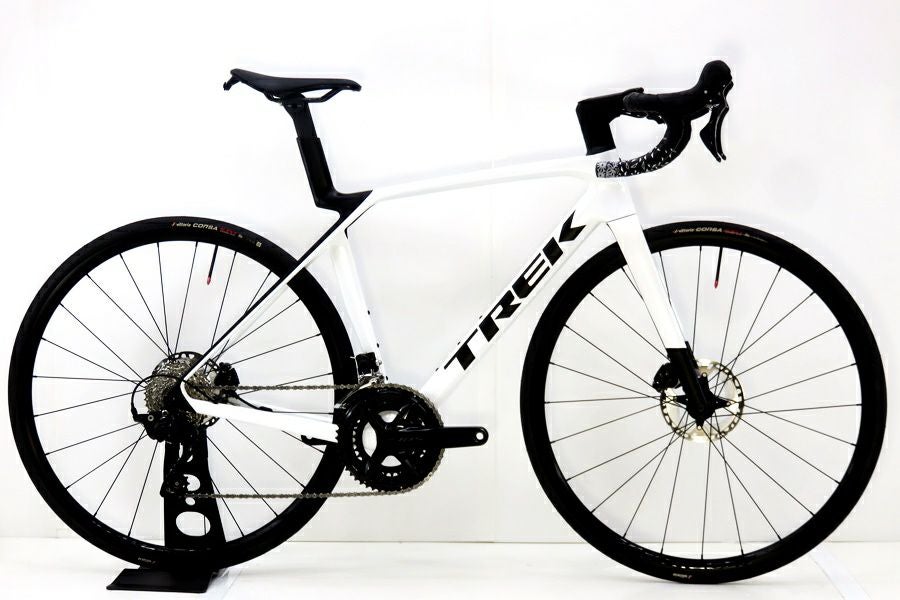 TREK 「トレック」 MADONE SL 5 2025年モデル ロードバイク / IT0D138GYYUV TREK Madone SL5 Gen8の2025年人気カラーHex BlueとMatte Deep Smokeの