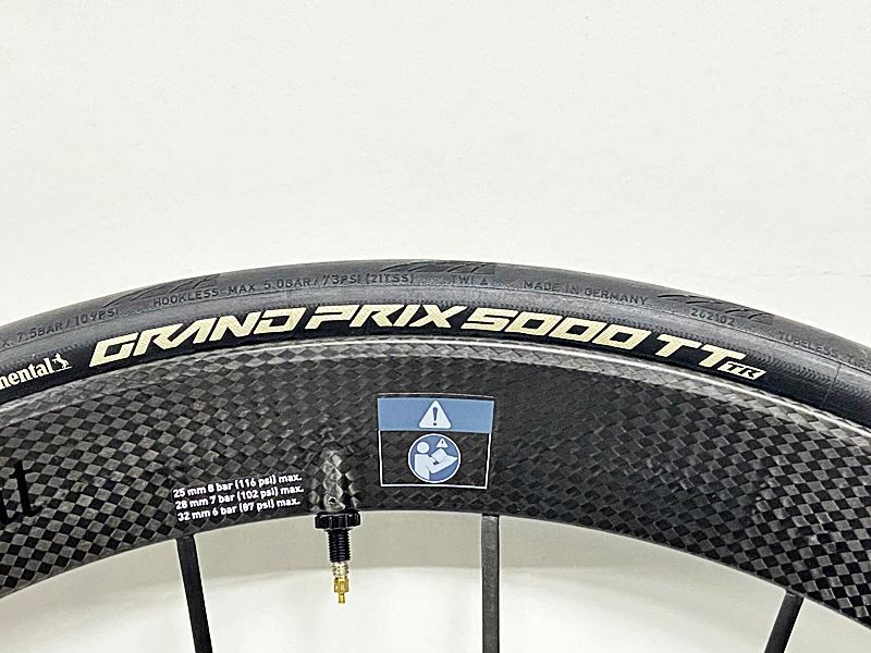 超美品 ライトウェイト LIGHTWEIGHT OBERMAYER EVO DISC SCHWARZ