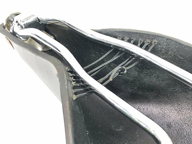 ルサドル LESADOR オスプレースペシャル OSPRY SPESIAL サドル