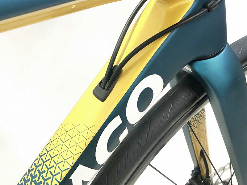 GW限定COLNAGO V3 DISCロードバイク サイズ45 室内保管 コルナゴ COLNAGO V3 DISC 2023モデル 450Sサイズ シマノ 105 R7120