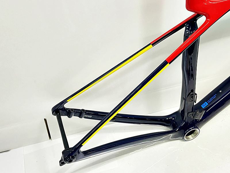プライスダウン開始】超美品 トレック TREK マドン MADONE SLR GEN8