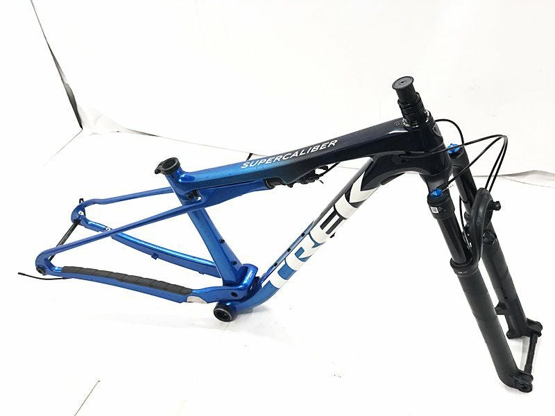 トレック TREK スーパーキャリバー 9.8 SUPERCALIBER 9.8 GEN1 2022