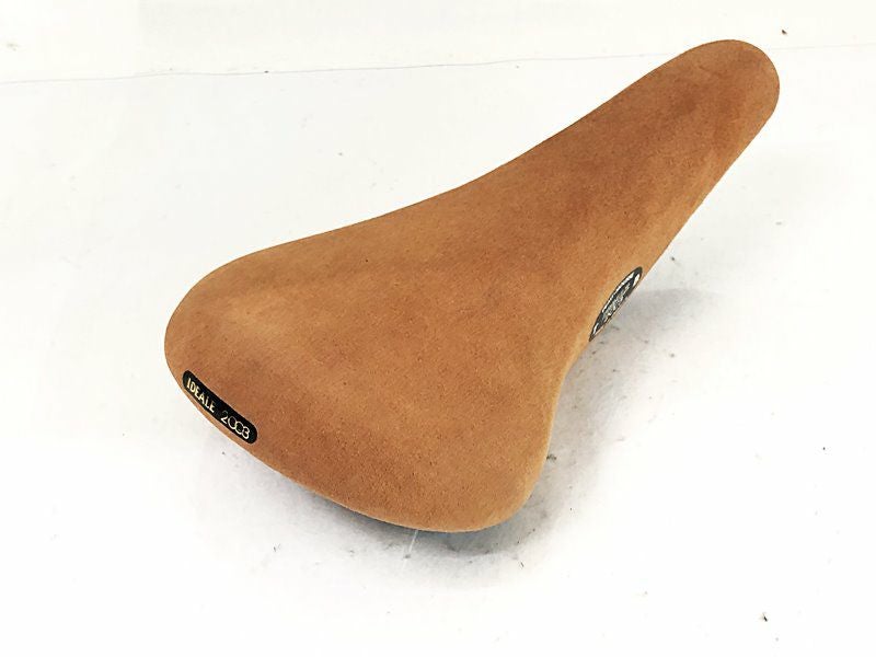 未使用品 イデアル IDEAL 2003 SADDLE サドル