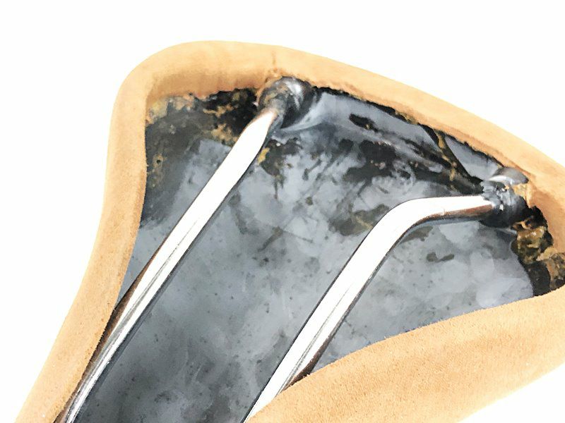 未使用品 イデアル IDEAL 2003 SADDLE サドル