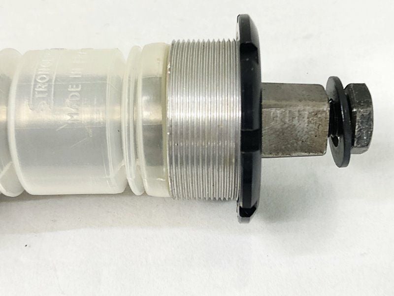 未使用品 ストロングライト STRONGLIGHT ボトムブラケット BSC 113mm