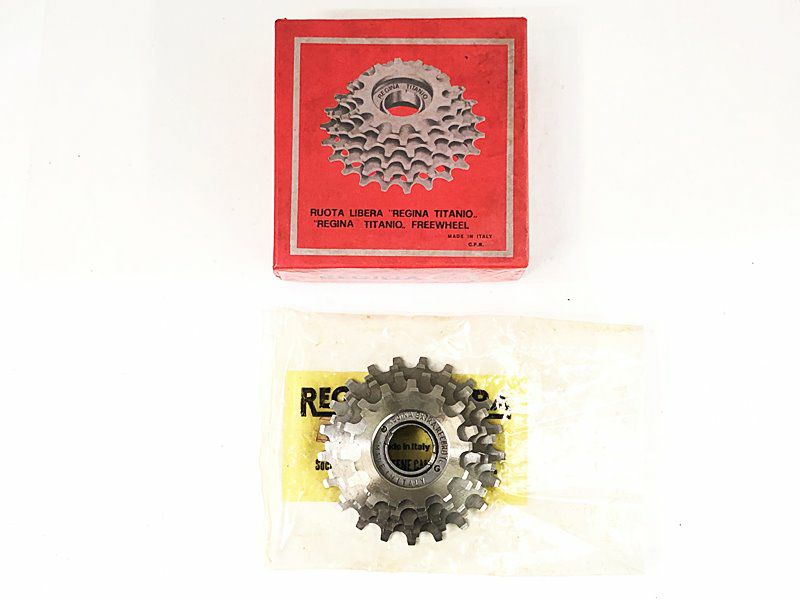 新品1980年代★イタリア製★レジナREGINA！★5速ボスフリー プライスダウン開始】未使用品 レジナ REGINA チタニオ ボスフリー