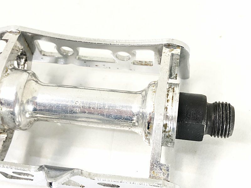 リオターペダル LYOTARD PEDALES No45 DURAL　仏車 未使用品 リオタ LYOTARD 45 ペダル 45 PEDAL フラットペダル