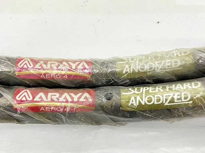 プライスダウン開始】未走行品 アラヤ ARAYA エアロ AERO4 リム2本 