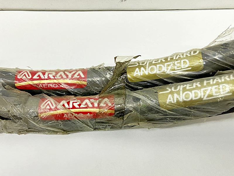 プライスダウン開始】未走行品 アラヤ ARAYA エアロ AERO4 リム2本