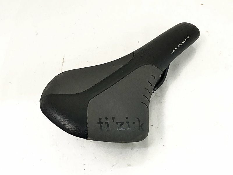 フィジーク FIZIK アンタレス R7 ANTARES R7 サドル