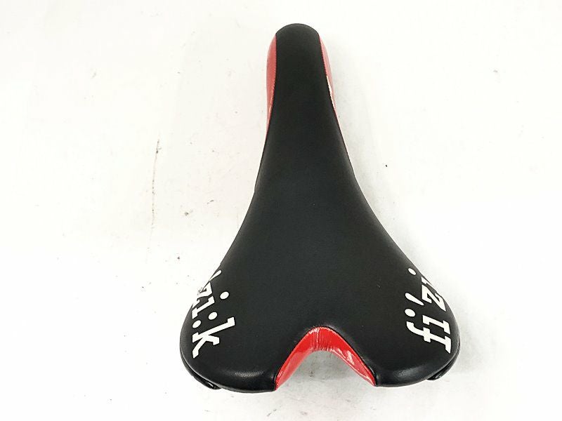 フィジーク　fi'zi:k Antares サドル カーボン　レッド フィジーク FIZIK アンタレス ANTARES サドル