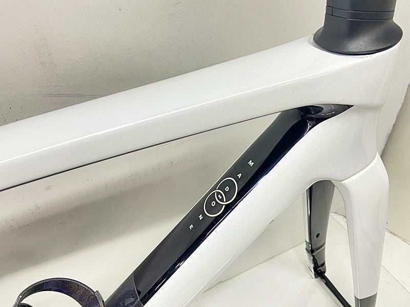 トレック TREK マドン MADONE SL6 Gen8 ロード フレームセット 2025年