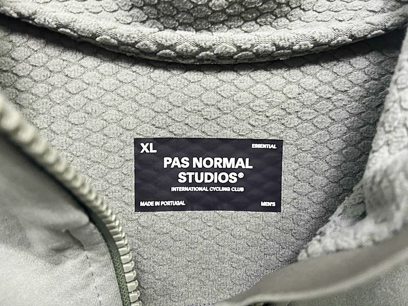 パスノーマルスタジオ PAS NORMAL STUDIOS エッセンシャルサーマル