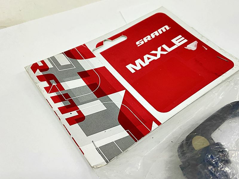 プライスダウン開始】未使用品 ロックショックス ROCKSHOX スルー