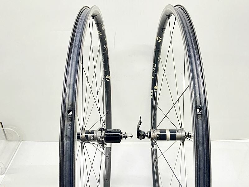 【決まりました】【美品】BONTRAGER ボントレガー RXL TLR ホイールセット11速対応 タイヤ クロスバイク プライスダウン開始】ボントレガー BONTRAGER RXL ホイールセット