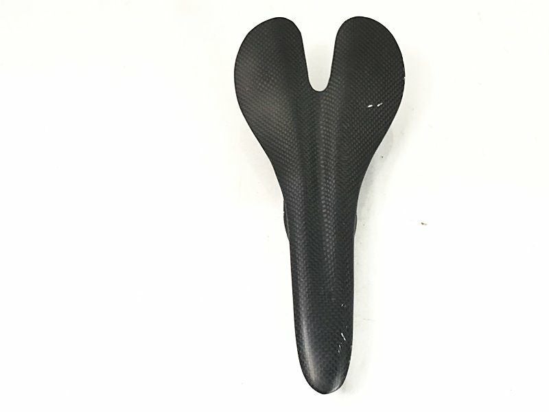 ノーブランド NO BRANDS フルカーボンサドル FULL CARBON SADDLE