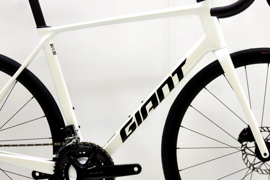 ジャイアント　TCR0 MLサイズ　定価14万円 GIANT】10/18更新 2025年モデルカーボンロード（完成車）在庫状況