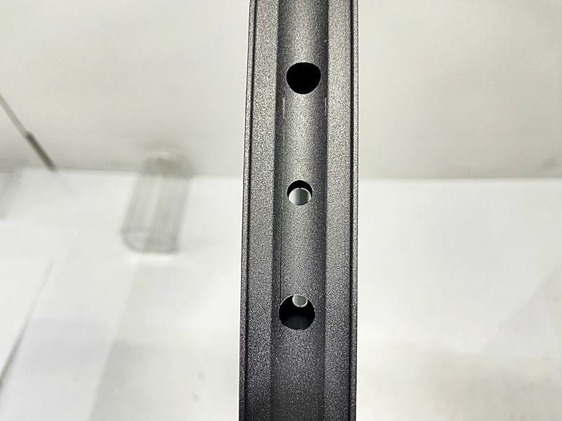 未走行品 DTスイス DT SWISS GR531 DB リム1本のみ DISC チューブレス