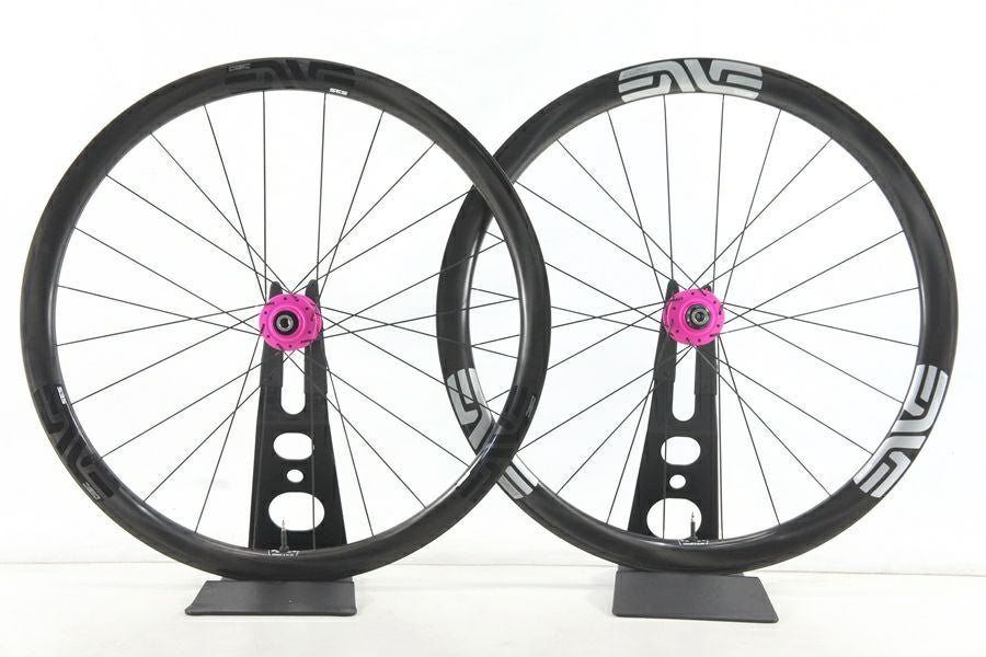 ◇◇エンヴィ ENVE SES3.4 リム CHRIS KING R45 ハブ カーボン