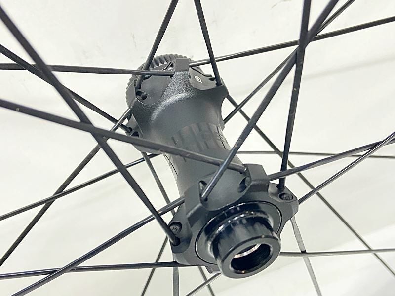 ボントレガー BONTRAGER アイオロスプロ AEOLUS PRO 37V TLR ホイール