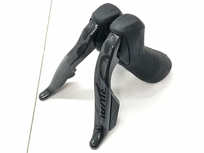 プライスダウン開始】未使用品 スラム SRAM ライバル アクシス E1