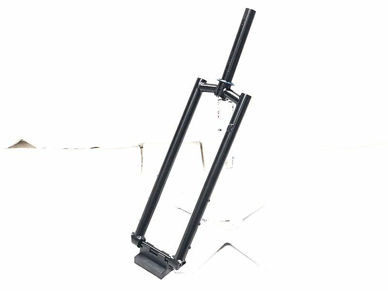 未使用品 エスアールサンツアー SR SUNTOUR サスペンションフォーク