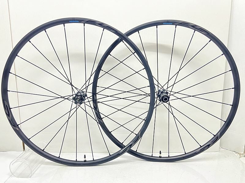 【週末セール】WH-RS370 & iRC FORMULA PRO TLR28C 未走行品 シマノ SHIMANO WH-RS370 ホイールセット シマノフリー 11速