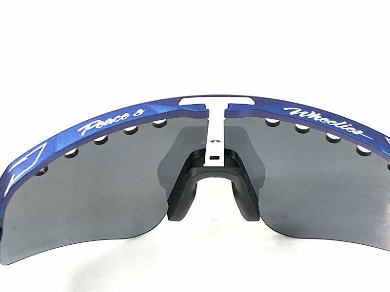 オークリー スートロライトスイープ(未使用品) 未使用品 オークリー OAKLEY スートロ ライト スウィープ サングラス