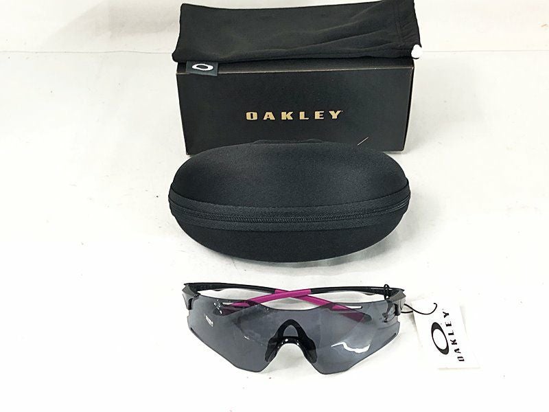 未使用品 オークリー OAKLEY サイバー ゼロ サングラス CYBR ZERO