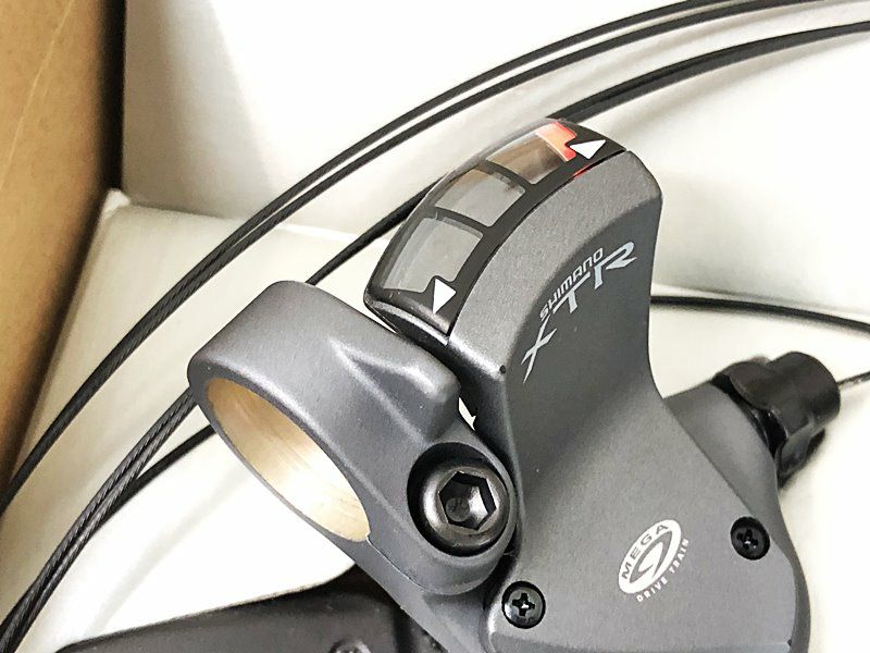 未使用品 シマノ SHIMANO XTR SL-M952 変速レバー シフトレバー 〇