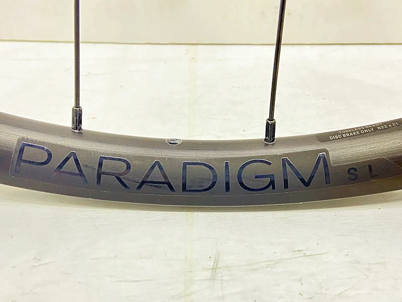 パーツ TUBELESS READY DISC BRAKE ONLY Bontrager Paradigm Comp TLR Disc Road Wheel - Trek Bikes