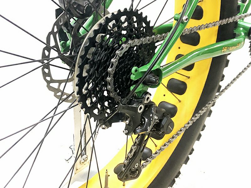 ○サーリー SURLY MOONLANDER OPS 限定品 2015年 XT 油圧DISC 26インチ