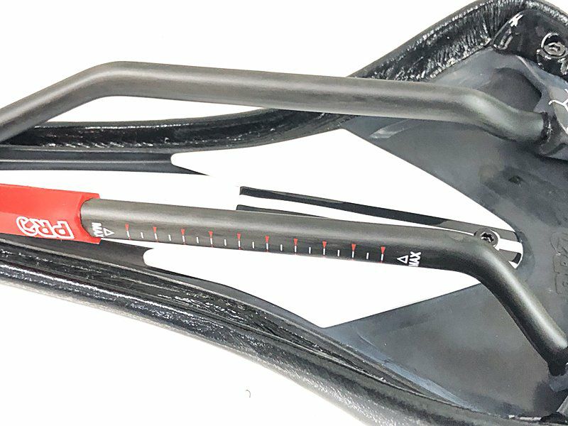 未使用品 シマノプロ SHIMANO PRO グリフォン GRIFFON サドル カーボン 〇