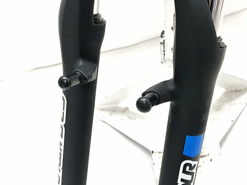 未使用品 エスアールサンツアー SR SUNTOUR サスペンションフォーク