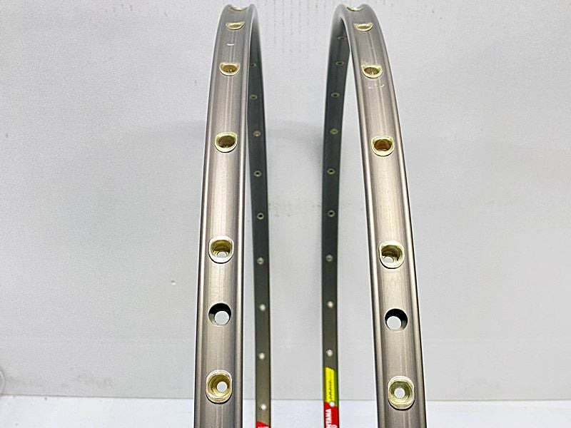 超美品 アラヤ ARAYA サンタナ SANTANA 350 リム2本セット リム