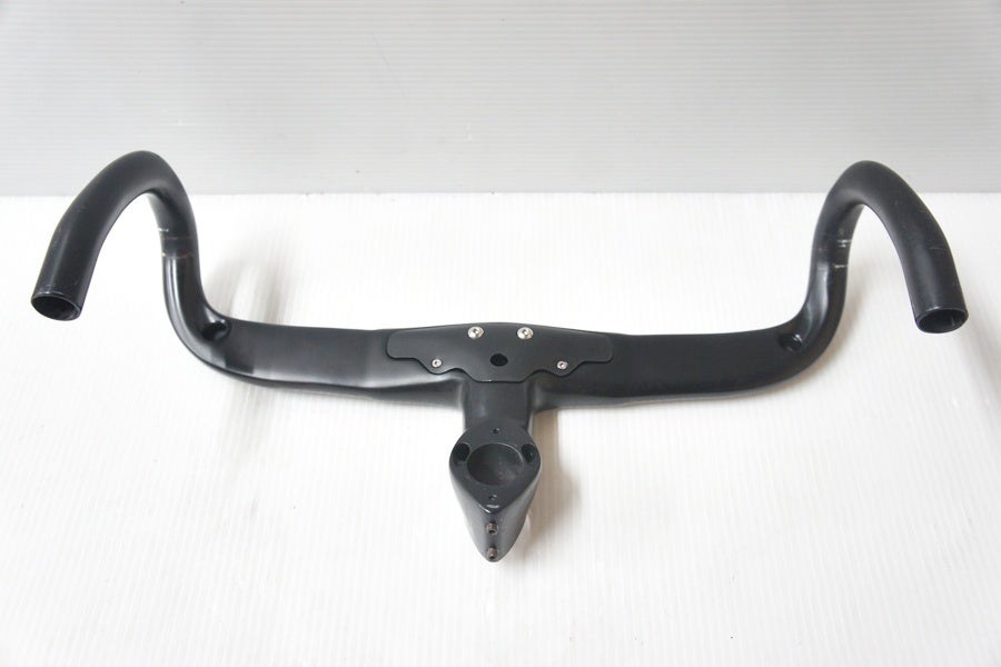 Most Talon ultra 一体型ハンドル　外外420mm 100mm MOST INTEGRATED HANDLEBER | ピナレロジャパン オフィシャルサイト