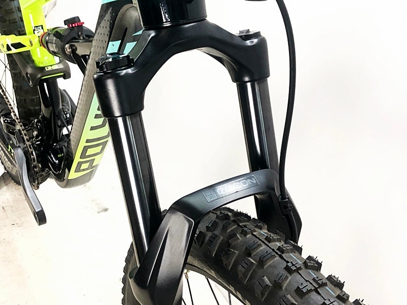 当サイト限定 完成車 BIG SALE】○美品 ポリゴン POLYGON シスキュー