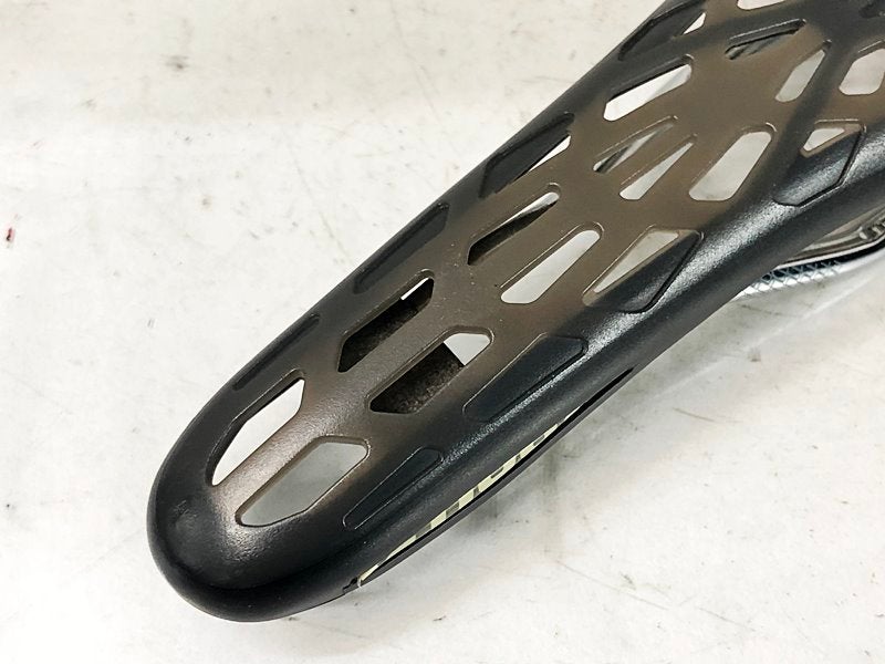 タイオガ TIOGA スパイダー ストレイタム SPYDER STRATUM サドル