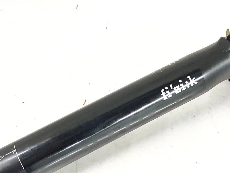 フィジーク FIZIK シラノ シートポスト CYRANO SEAT POST 31.6mm/270mm
