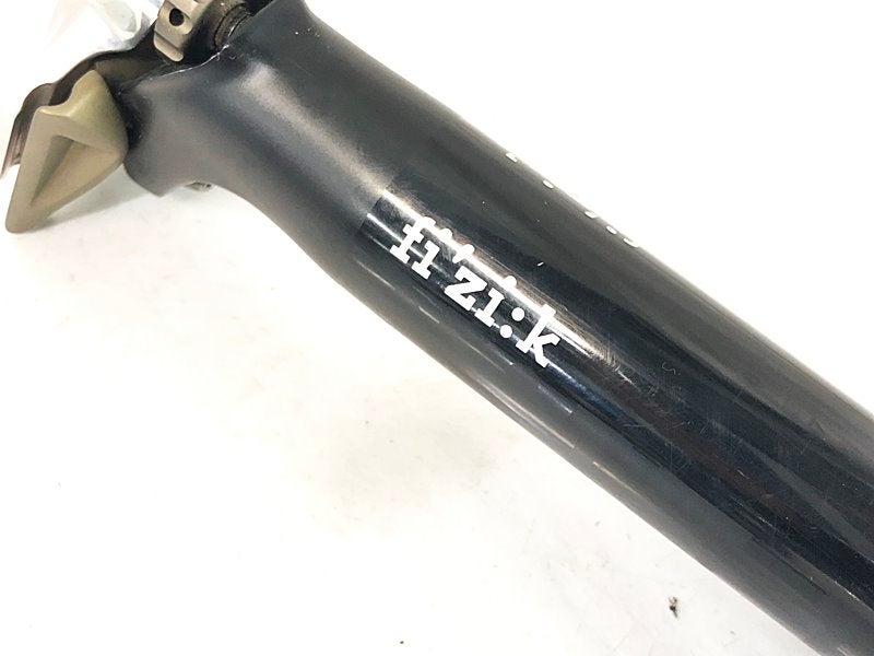 フィジーク FIZIK シラノ シートポスト CYRANO SEAT POST 31.6mm/270mm