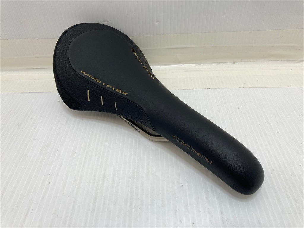 フィジーク FIZIK ゴビ GOBI サドル WING FLEX TITANIO チタンレール