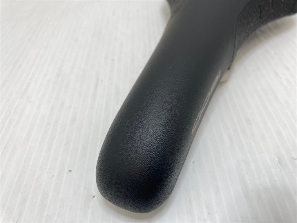 フィジーク FIZIK ゴビ GOBI サドル WING FLEX TITANIO チタンレール