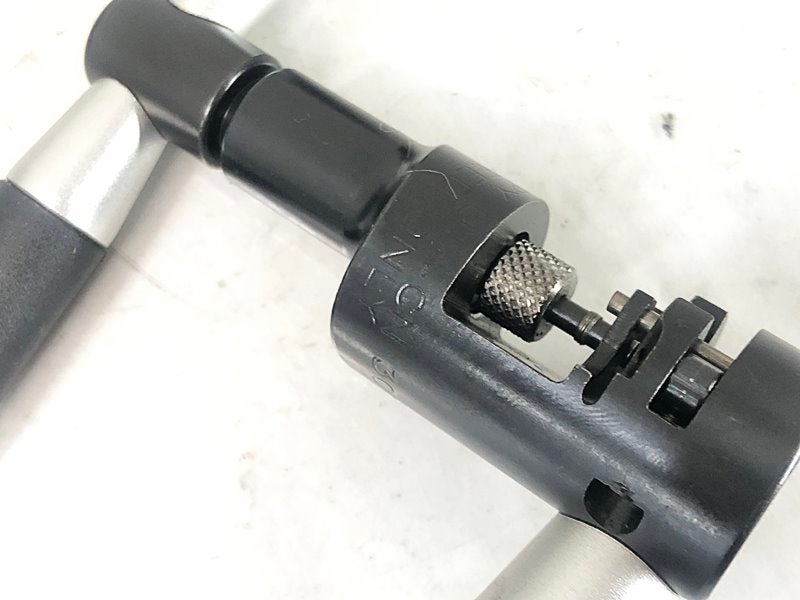 カンパニョーロ CAMPAGNOLO チェーンツール UT-CN300 11S CHAIN TOOL