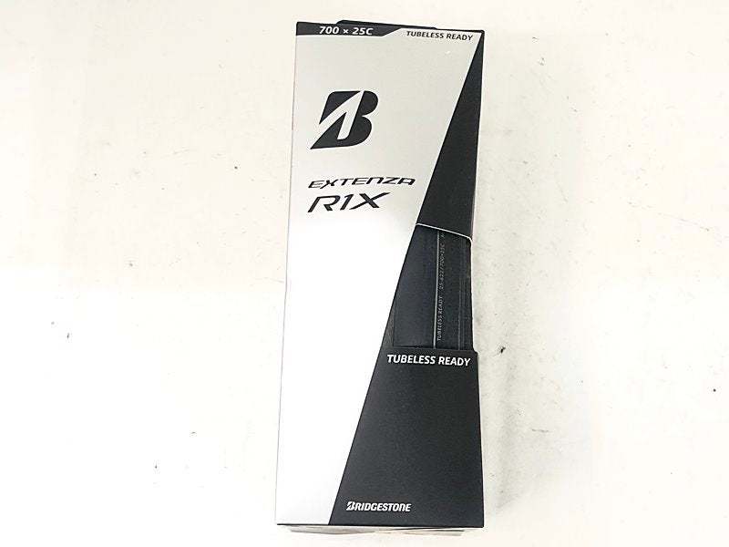 未使用品 ブリヂストン BRIDGESTONE チューブレスレディタイヤ