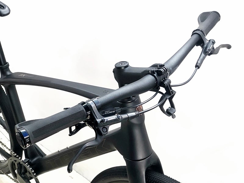 トレック TREK FX SPORT SL 4 CUES 油圧DISC 2025年 カーボンクロス