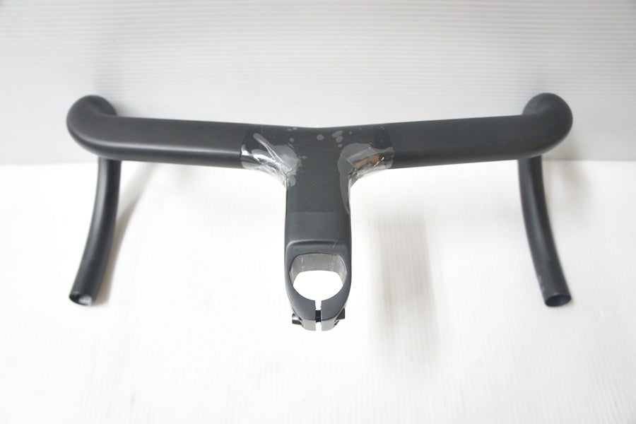 ジャイアント　カーボンドロップハンドル　Contact SLR 　未使用品 ▽▽美品 ジャイアント GIANT CONTACT SLR 0 AERO カーボン 一体型